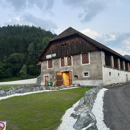 Schladnitzer Dorfstadl *