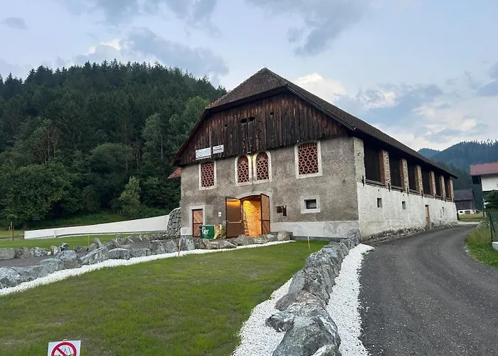 Schladnitzer Dorfstadl *