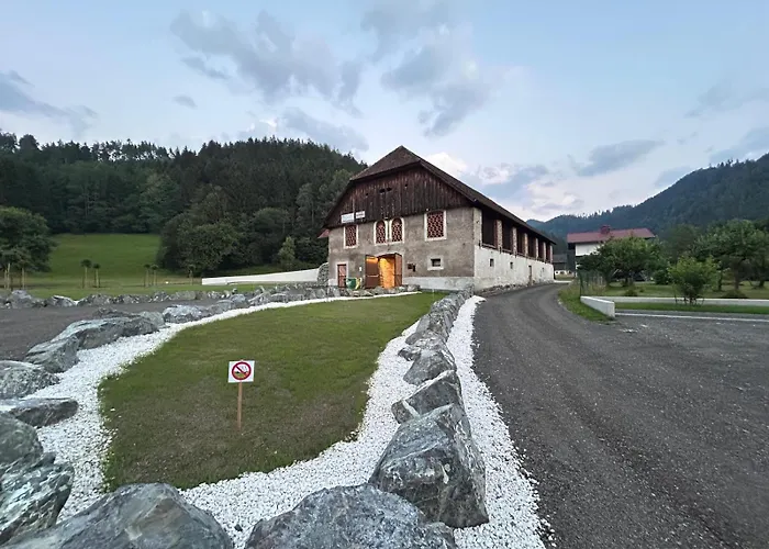 Schladnitzer Dorfstadl 营地 Goss