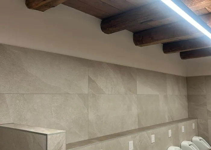 Schladnitzer Dorfstadl * Goss